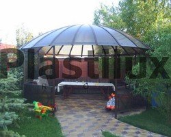 Беседка из поликарбоната для дачи